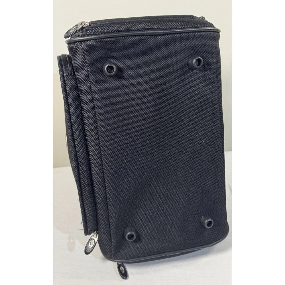 American Tourister Travel Bag Carry On Luggage Messenger Bag Black